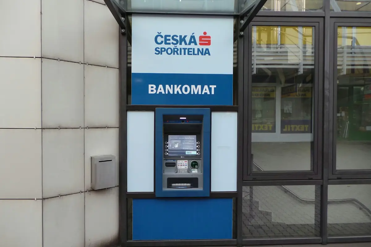 Bankomat České spořitelny foto 1